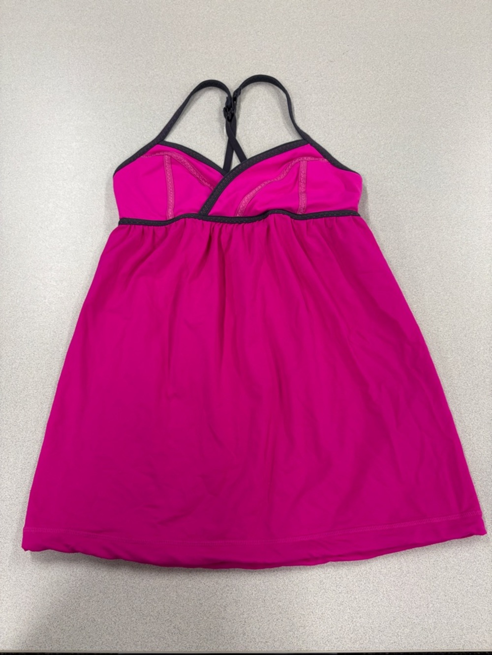 Lululemon Rehearsal Tank Adjustable Straps and Waist, size 2